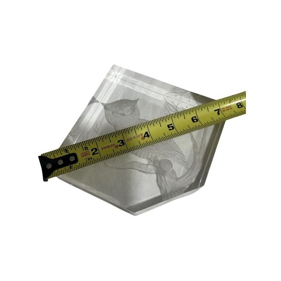 Vintage M. COX Reverse Carved Owl Lucite Cube Sculpture Paperweight Signed - Picture 11 of 11